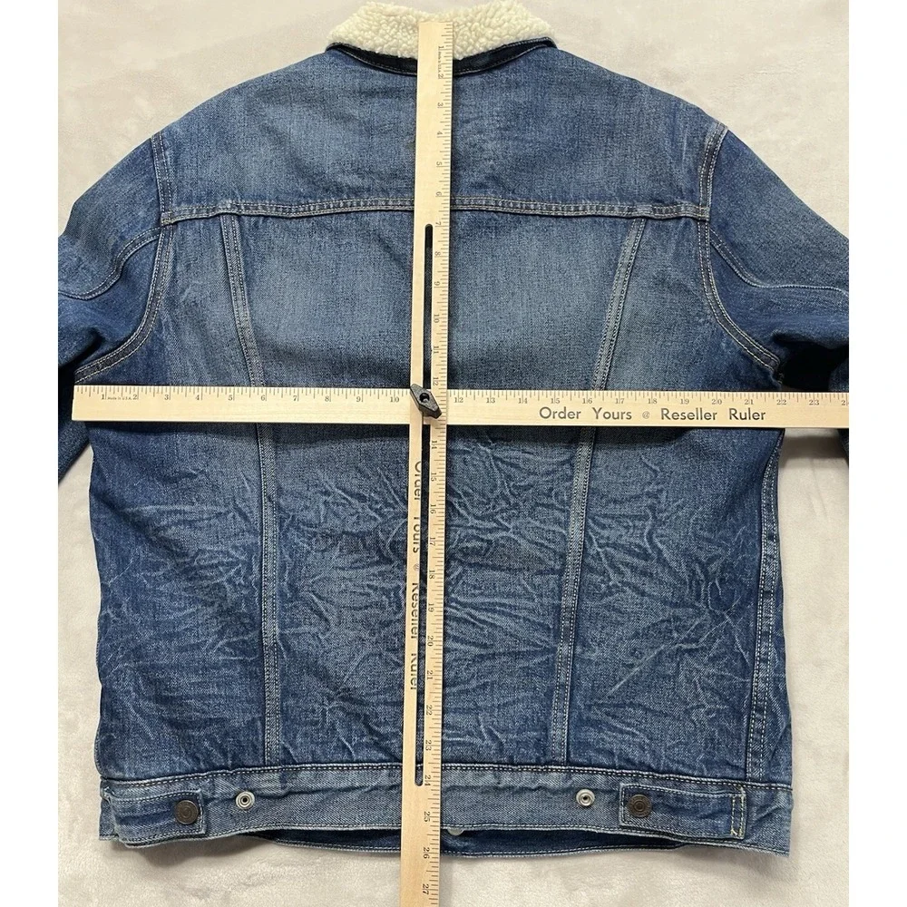 Levis Sherpa Trucker Jacket Men Large Blue Wash Type III Snap Button Whisker